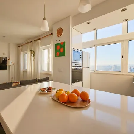 Sunny Designer Flat With Ac & City View Лиссабон