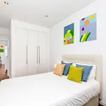 Stylish Sunny With Ac Amazing View And Fast Wifi